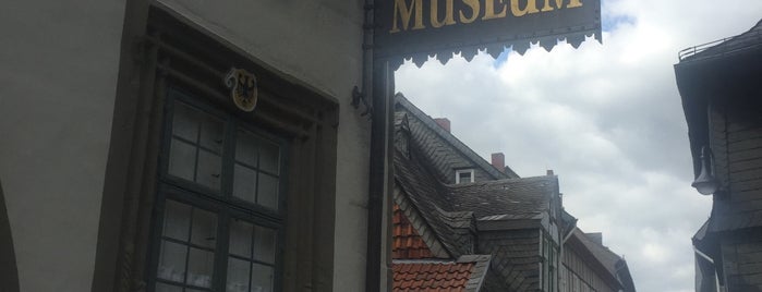 Goslarer Museum is one of sevilen mekanlar.