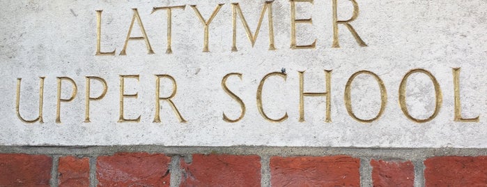 Latymer Upper School is one of Lieux qui ont plu à Deborah.