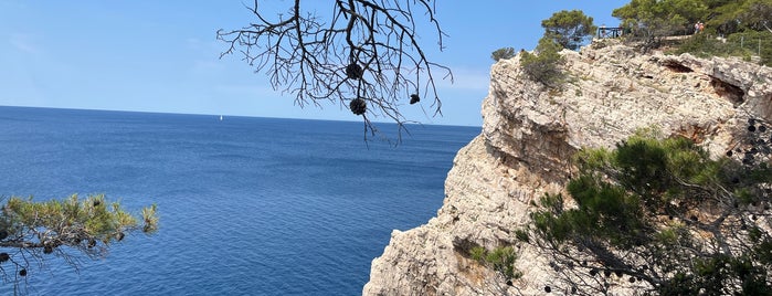 Nature Park Telašćica is one of Tempat yang Disukai Taryn.