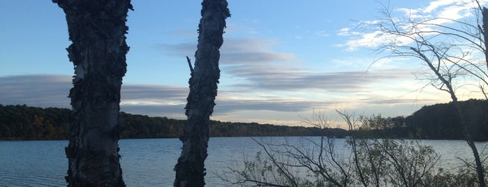 Hempstead Lake State Park is one of Locais curtidos por Faye.