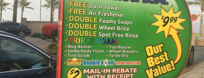 3 Minute Express Car Wash is one of Raquel’s Liked Places.