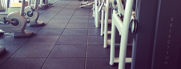 The Gym @ 500 Brickell is one of Tempat yang Disukai IrmaZandl.