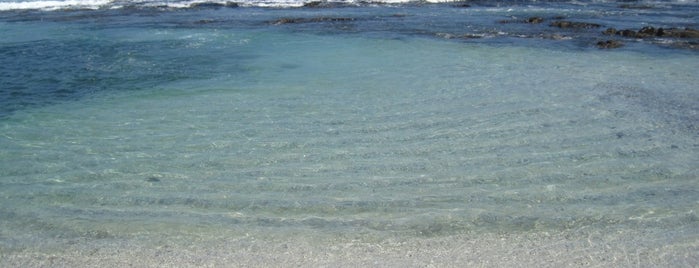 Caleta Urco is one of Rodさんのお気に入りスポット.