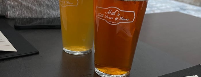 Mel's Craft Beers & Diner is one of vien.