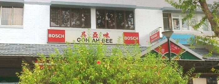 Goh Ah Bee is one of Furnishing.