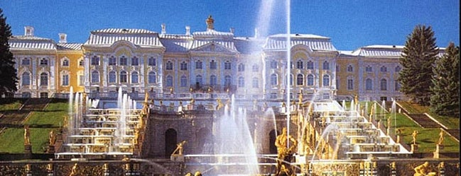 Peterhof is one of Пригороды Санкт-Петербурга.