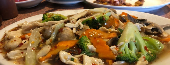 Hoa Bien Vietnamese Restaurant is one of Food.