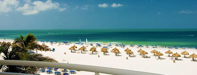 JW Marriott Marco Island Beach Resort is one of Tempat yang Disukai Liz.