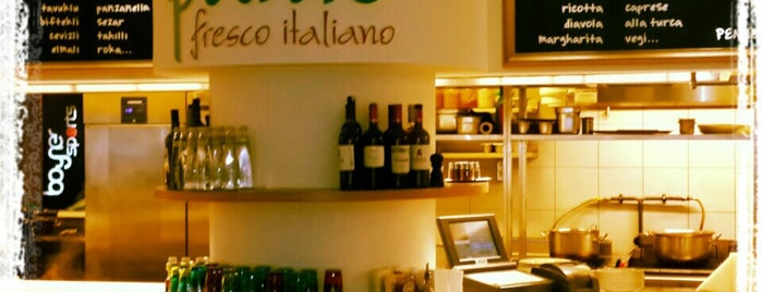 Punto Fresco Italiano is one of Gnr'ın Beğendiği Mekanlar.