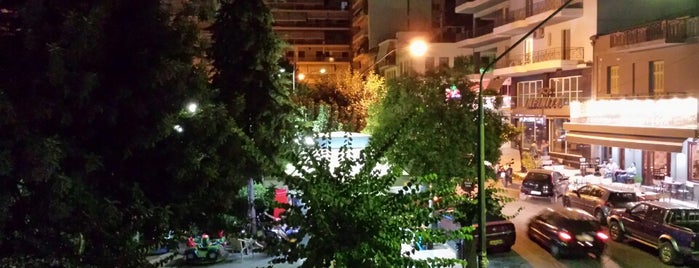 Omonoia Square is one of สถานที่ที่ Maria ถูกใจ.