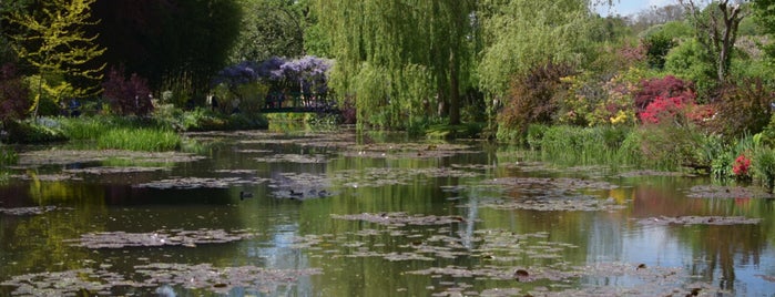 Jardins de Claude Monet is one of Lieux qui ont plu à Jason.