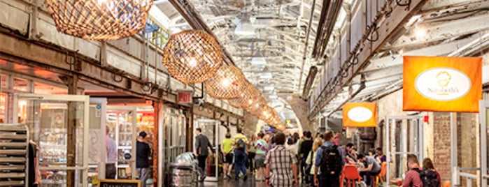 Chelsea Market is one of Tempat yang Disukai Jason.