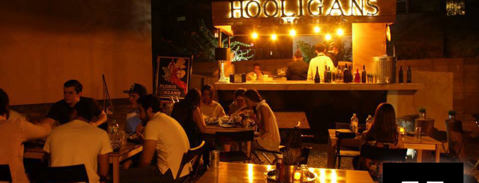 Hooligans is one of สถานที่ที่ Emmanuel ถูกใจ.