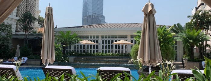 Park Hyatt Swimming Pool & Bar is one of Lockhart’s Liked Places.