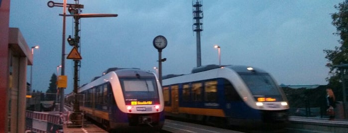 Bahnhof Weeze is one of Bf's Niederrheinisches Land.