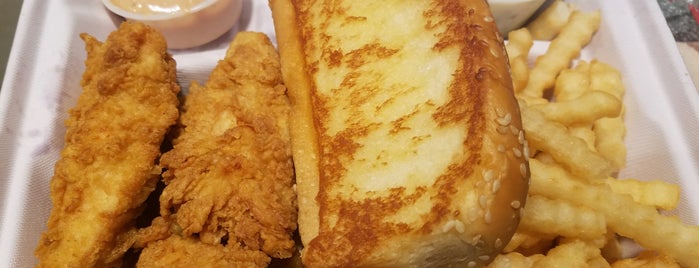 Raising Cane's Chicken Fingers is one of Jasonさんのお気に入りスポット.