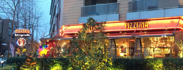 Pizzeria is one of İstanbul Kafası.