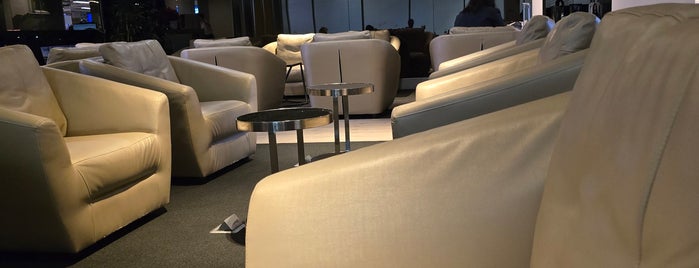 Miracle First Class Lounge is one of Bangkok.