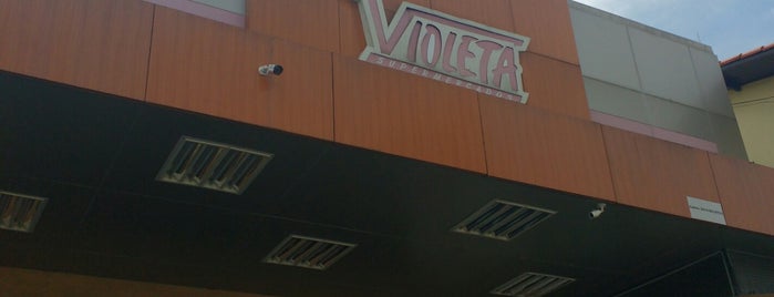 Violeta Supermercados is one of สถานที่ที่ Galão ถูกใจ.