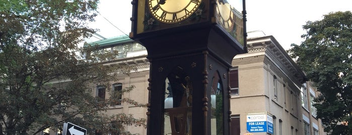Gastown Steam Clock is one of Alo’s Liked Places.