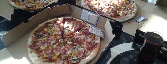 Domino's Pizza is one of Orte, die Erdem Cem gefallen.