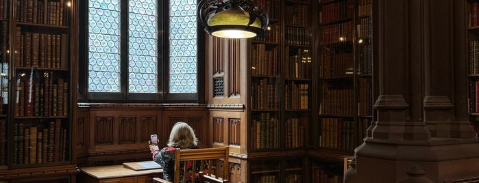 The John Rylands Library is one of Lo.