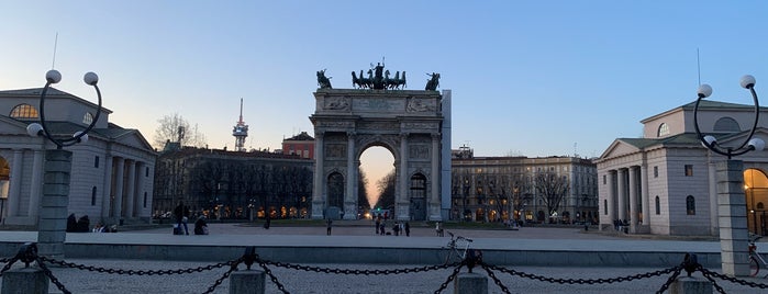 Arco della Pace is one of Şakirさんのお気に入りスポット.
