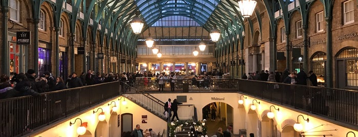 Covent Garden is one of Şakirさんのお気に入りスポット.