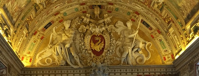 Vatikanische Museen is one of Orte, die Şakir gefallen.