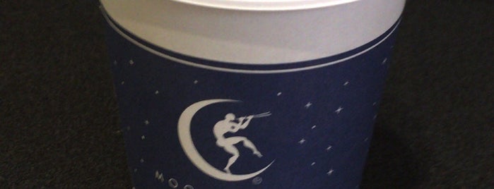 Moonstruck Chocolate Cafe is one of Portland Cafés.