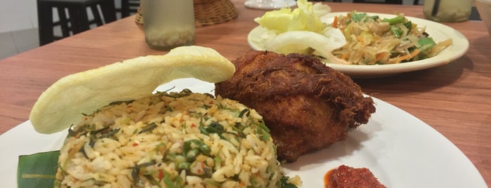 Helen's Kitchen is one of MALAY FOOD TO TRY.