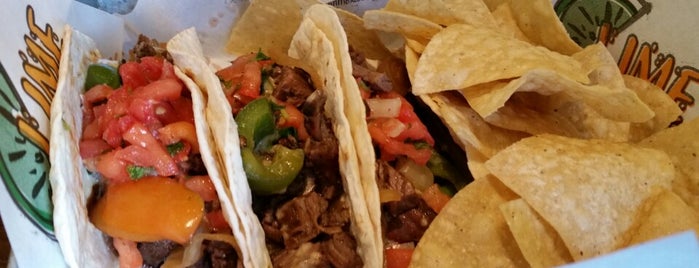 LIME Fresh Mexican Grill is one of Posti che sono piaciuti a Elias.