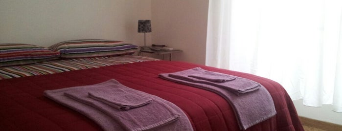 Enjoy Room B&B is one of Roma LGBT.