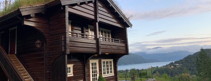 Storfjord Hotel is one of Andersさんのお気に入りスポット.