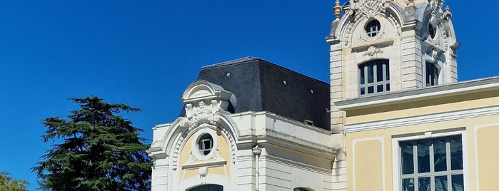 Palais Beaumont is one of Pau.