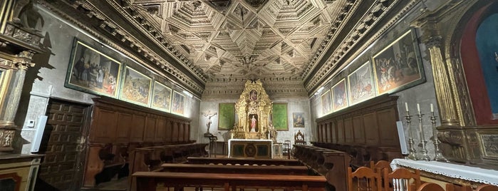 Catedral de Santa María y San Julián de Cuenca is one of Valencia.