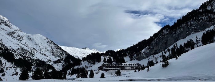 Hotel Llanos del Hospital is one of Benasque.