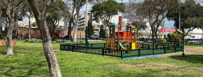 Parque el Derby is one of Parques en Surco.