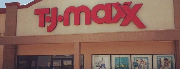 T.J. Maxx is one of Whitogreenさんのお気に入りスポット.