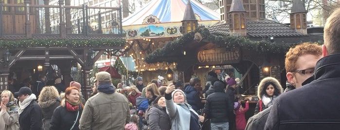 Weihnachtsmarkt "Christmas Avenue" is one of Christmas in Cologne.