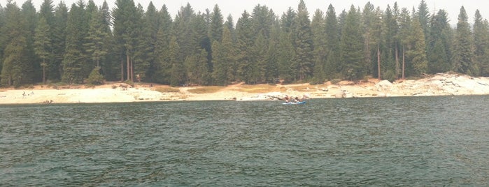 Shaver Lake Marina is one of Tylerさんのお気に入りスポット.