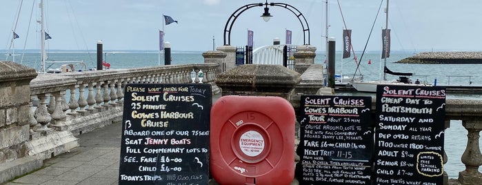 Cowes Esplanade is one of Isle Of Wight.