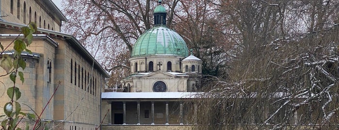 Friedenskirche is one of Potsdam.
