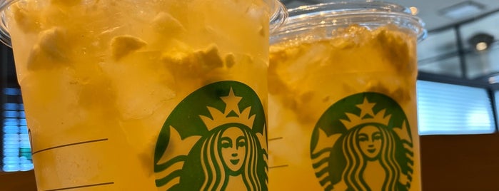 Starbucks is one of Hugo 님이 좋아한 장소.