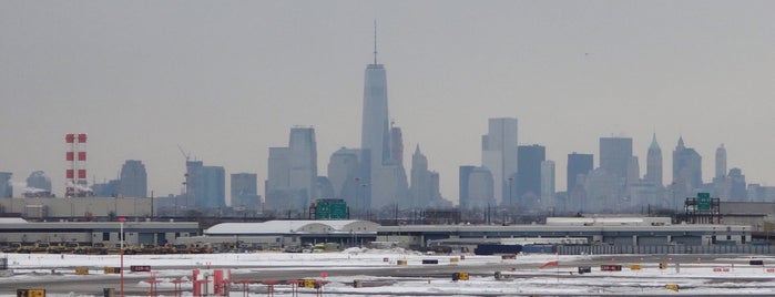 Newark Liberty Uluslararası Havaalanı (EWR) is one of New York.