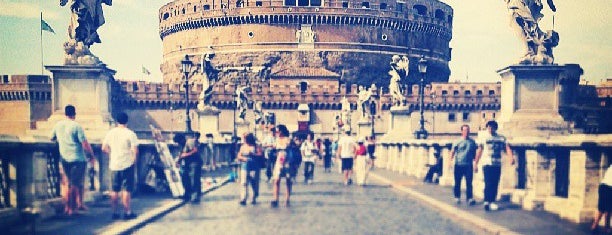 Castel Sant'Angelo is one of Sweet Places in Europe.