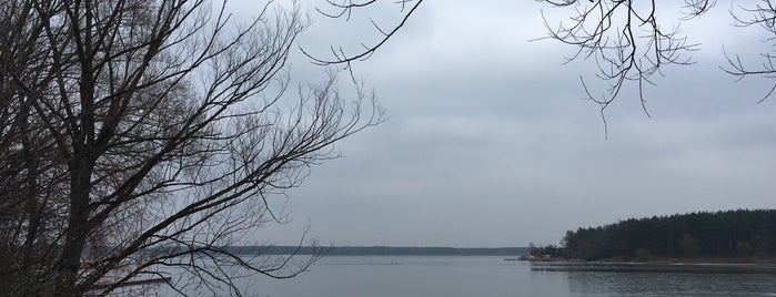Poraj Lake is one of Użyteczne.