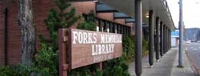 Forks Library is one of Tempat yang Disukai Chelsea.
