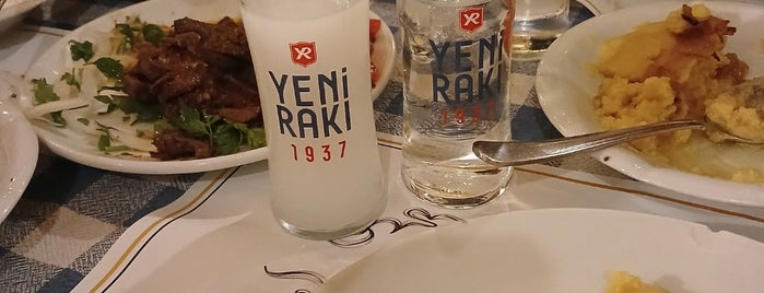 Atgeç Meyhanesi is one of Bodrum 🦀🦞🌞🍋.