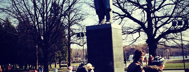 Памятник Ленину в Измайловском парке is one of Памятники Ленину.